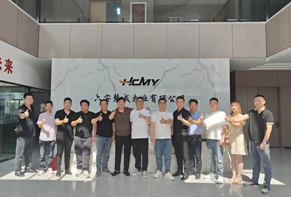 2023年6月13日，固始县家具协会11家会员单位成员莅临六安慧成木业参观考察